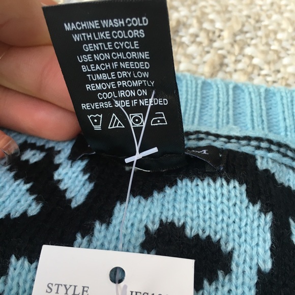 Blush & Bloom | NWT Leopard Color Block Sweater - Picture 8 of 10